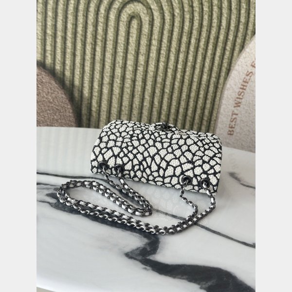 CC Water droplet black and white pearl Handbag 20CM