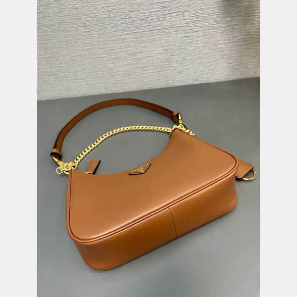 Top Prada Hoho Re-Edition Handbag
