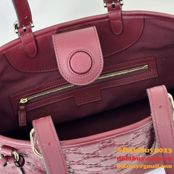 Gucci Top Quality 847456 GG Emblem Medium Tote Bag