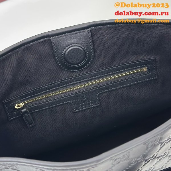 Gucci GG Emblem 848881 Small Shoulder Bag