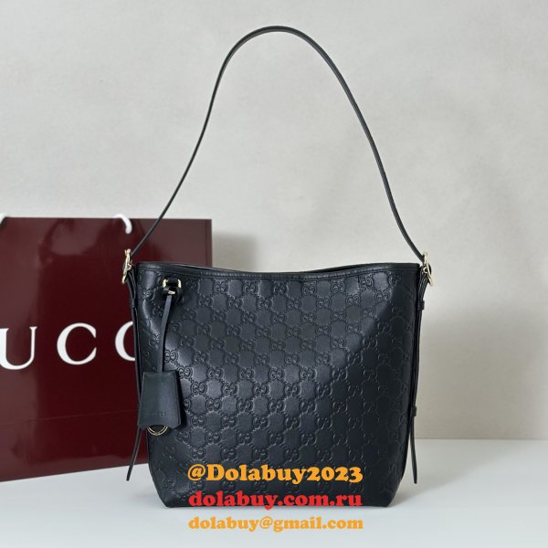 Gucci GG Emblem 848881 Small Shoulder Bag