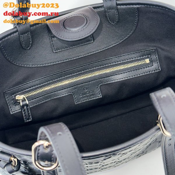 Gucci Top Quality 847456 GG Emblem Medium Tote Bag