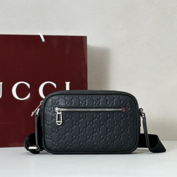 Gucci AAA+ 1:1 850242 Black GG Emblem Small Crossbody Mens Bag